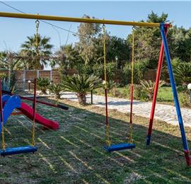 3 bedroom seaside villa with pool & jacuzzi, near Acharavi, sleeps 6